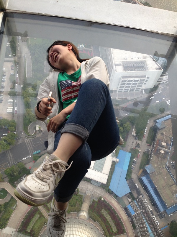 矮马，我掉下去啦！